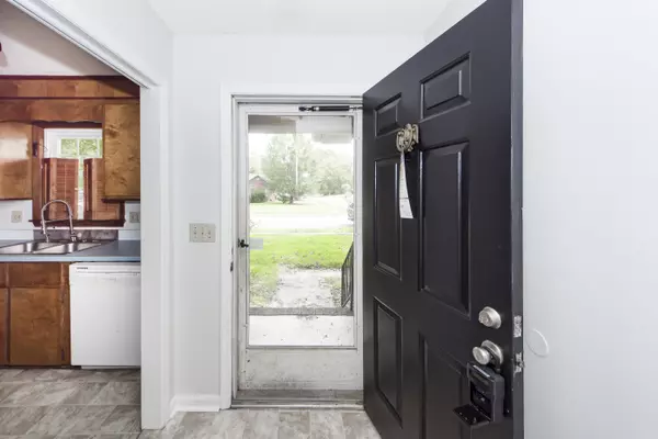 Summerville, SC 29485,305 Chessington Cir