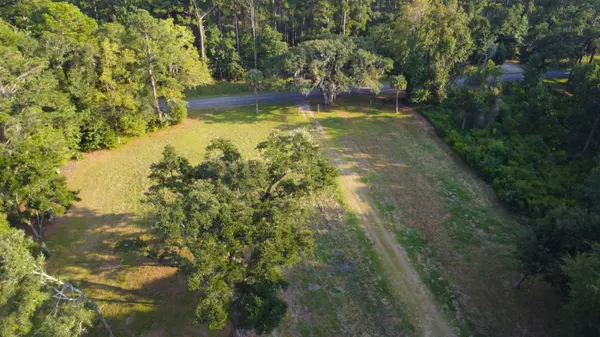 Mcclellanville, SC 29458,564 Dupre Rd