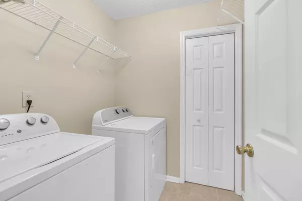 Charleston, SC 29407,529 Beechcraft St