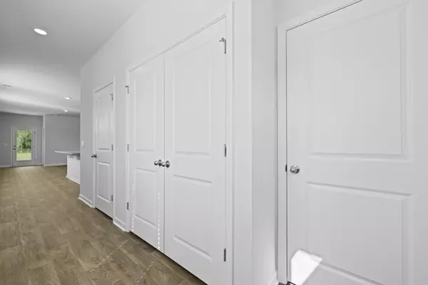 Hollywood, SC 29449,8037 Rackham Rd