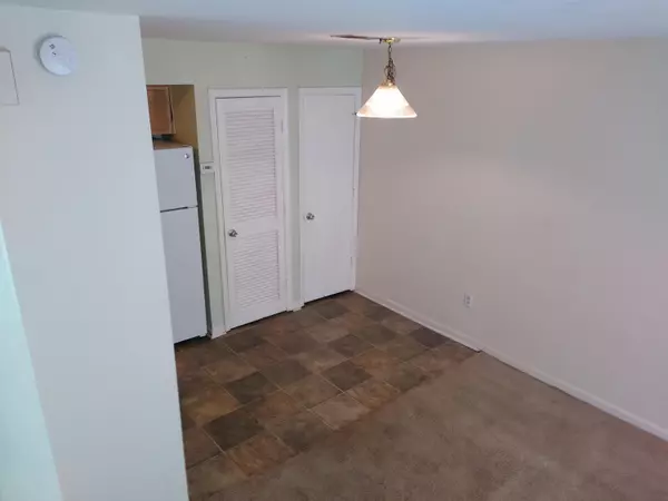 Charleston, SC 29414,2494 Etiwan Ave #K6