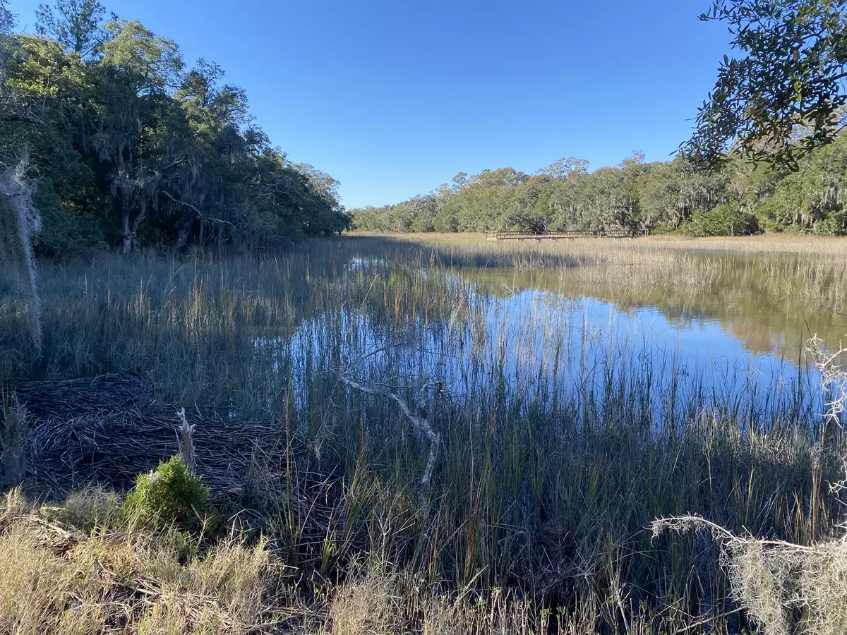 Yonges Island, SC 29449,6444 St Anthony Dr