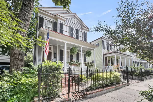1 Bee St, Charleston, SC 29403