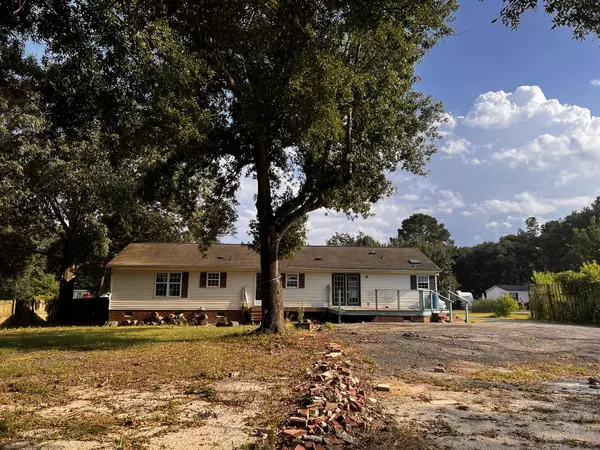 Moncks Corner, SC 29461,426 Treeline Dr