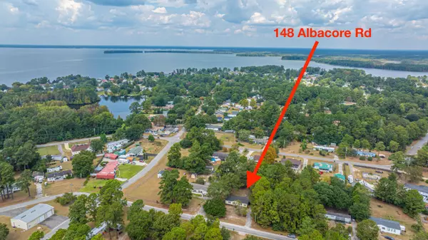 Bonneau, SC 29431,148 Albacore Rd