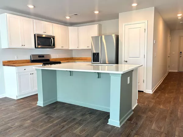 Summerville, SC 29486,204 Cozy Brook Ct