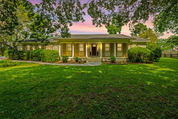 1227 River Rd, Johns Island, SC 29455