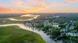 Hanahan, SC 29410,6936 Tanner Hall Blvd