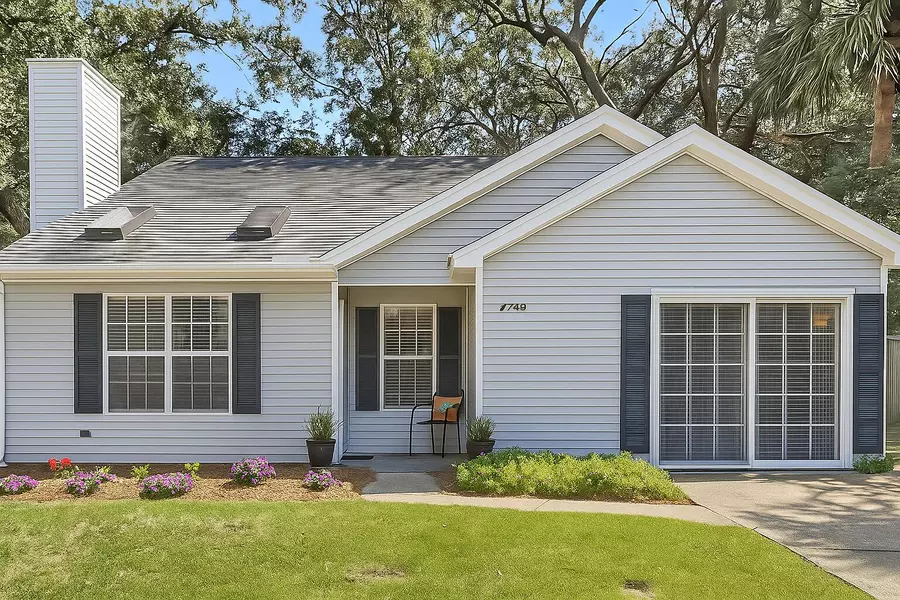 1748 Orange Grove Shores Dr, Charleston, SC 29407