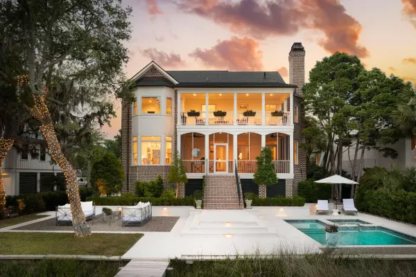 Mount Pleasant, SC 29464,80 On The Harbor Dr