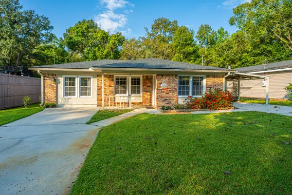 Summerville, SC 29485,310 Sprucewood Dr