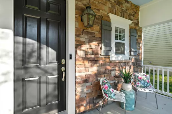 Hanahan, SC 29410,1227 Pasture View Dr