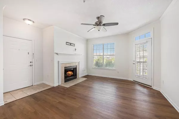 45 Sycamore Ave #535, Charleston, SC 29407