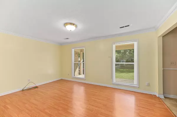 Summerville, SC 29485,203 Heber Rd