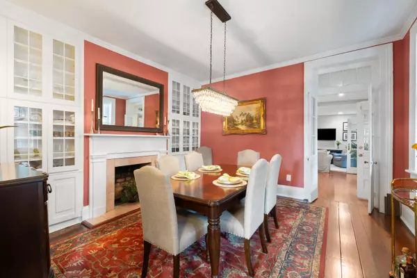 Charleston, SC 29401,14 Limehouse St