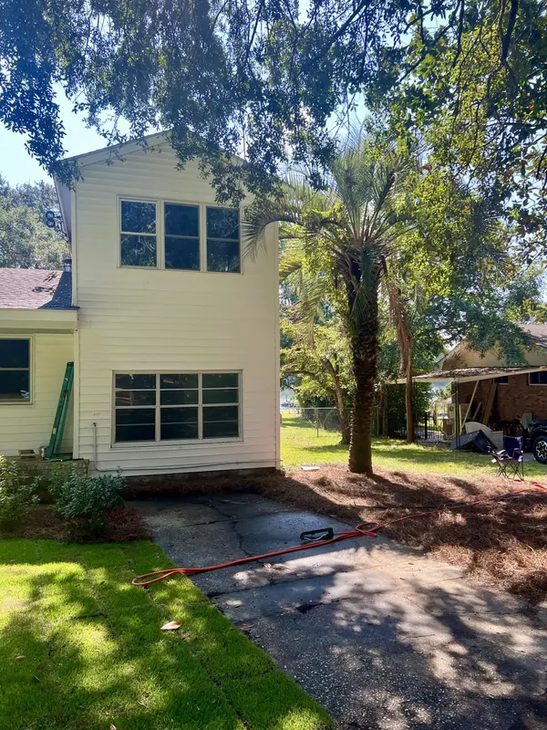 Johns Island, SC 29455,6084 Overlook Rd