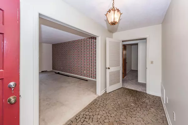 Hanahan, SC 29410,1234 Brookside Dr