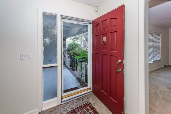 Hanahan, SC 29410,1234 Brookside Dr