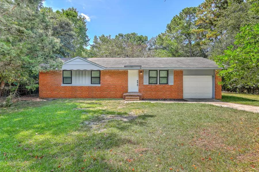 2228 Mendel Rivers Rd, Saint Stephen, SC 29479