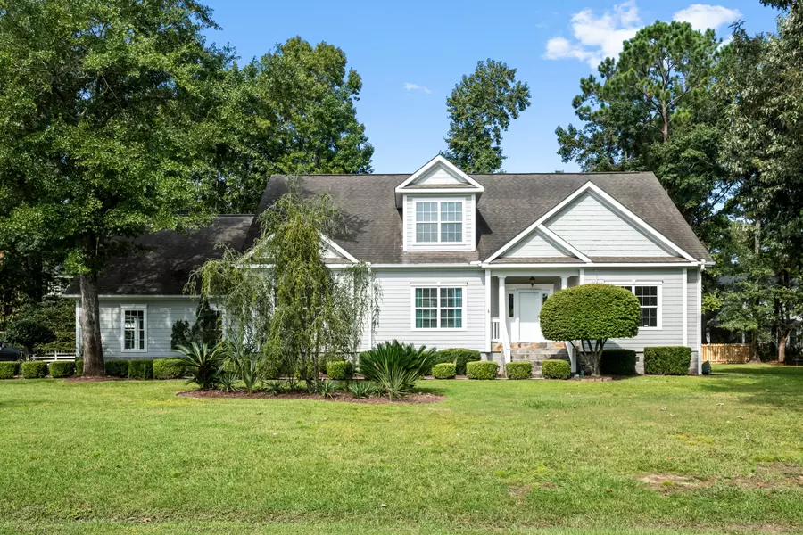 5691 Captain Kidd Rd, Hollywood, SC 29449