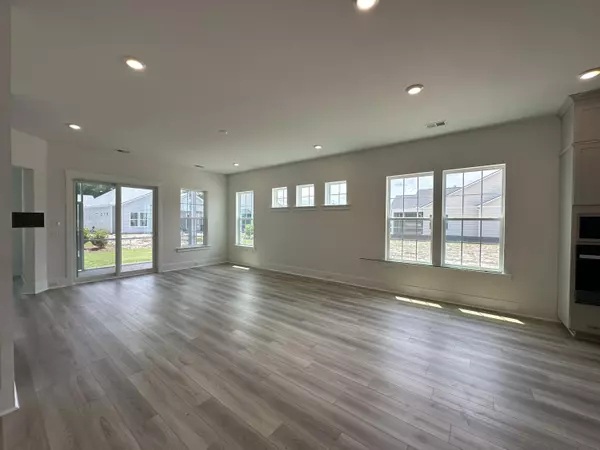 Summerville, SC 29486,416 Evening Glow Ln