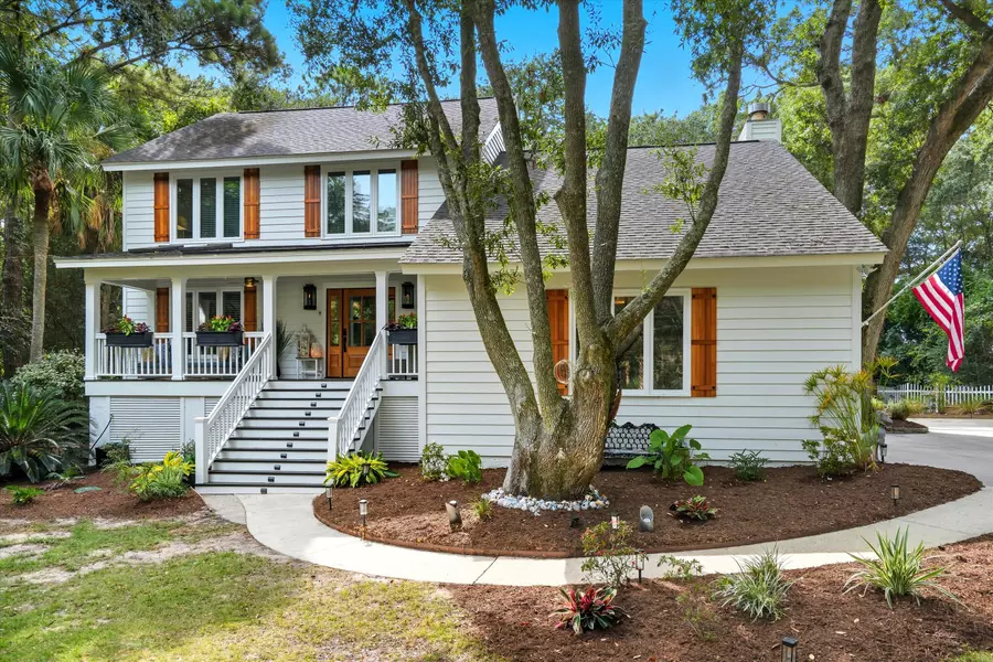 23 Edgewater Aly, Isle Of Palms, SC 29451