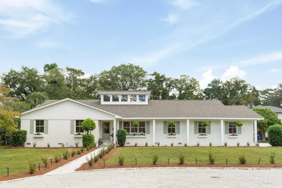 1011 Lakeview Dr, Mount Pleasant, SC 29464