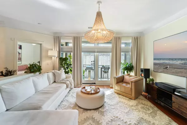 Charleston, SC 29401,76 Society St #23