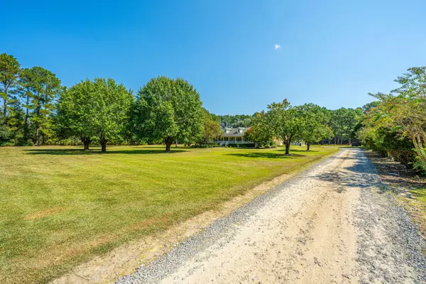 Ridgeville, SC 29472,135 Rose Hill Ln