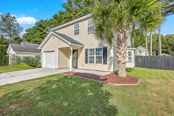 100 Bainsbury Ln, Summerville, SC 29483