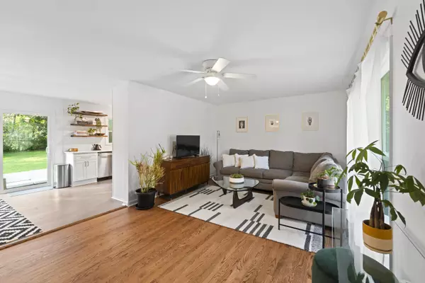 Hanahan, SC 29410,1242 Springhill Rd