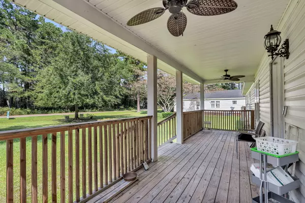 Mount Pleasant, SC 29466,2979 Bobo Rd