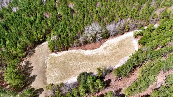 Greeleyville, SC 29056,7998 Kenwood Rd