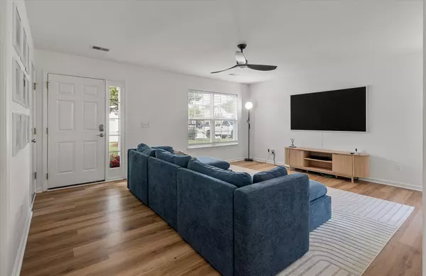 Charleston, SC 29492,1344 Palm Cove Dr