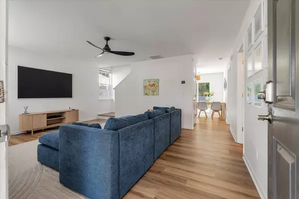 Charleston, SC 29492,1344 Palm Cove Dr