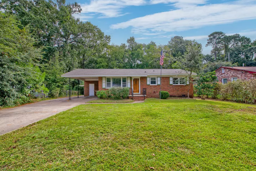 834 Savage Rd, Charleston, SC 29414