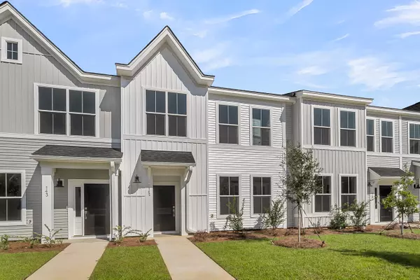 67 Brown Swiss Cir, Summerville, SC 29483