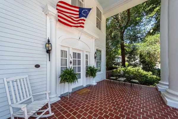 Walterboro, SC 29488,458 Hampton St