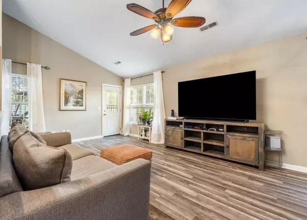 Summerville, SC 29483,153 Moon Dance Ln