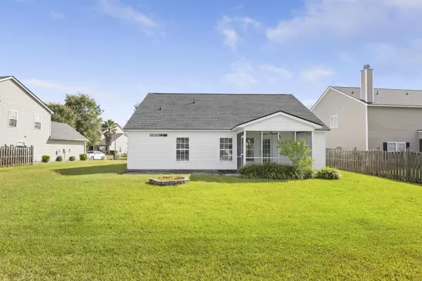 Summerville, SC 29483,434 Dovetail Cir