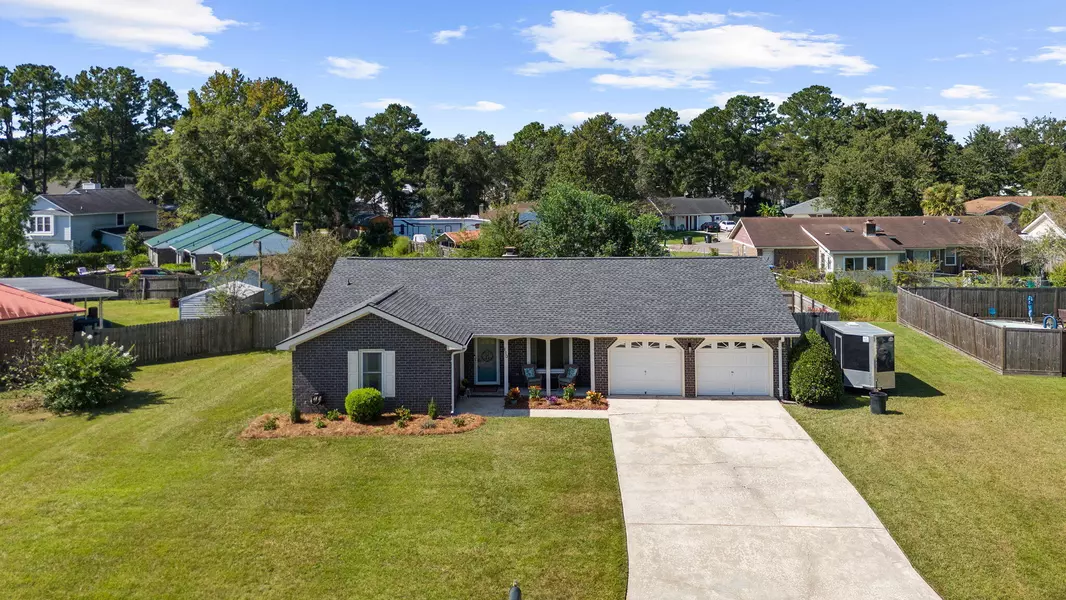 110 Tomahawk Dr, Summerville, SC 29486