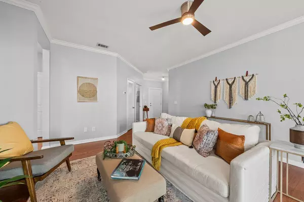 Daniel Island, SC 29492,130 River Landing Dr #5111