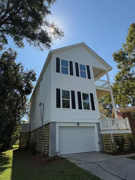 620 N Shore Dr, Charleston, SC 29412