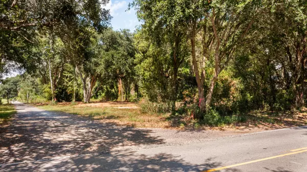 Charleston, SC 29412,1994 Sol Legare Rd