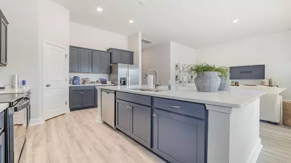 Summerville, SC 29486,324 Willow Run Dr