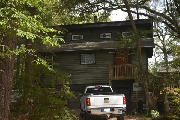 1042 Highway 174, Edisto Island, SC 29438
