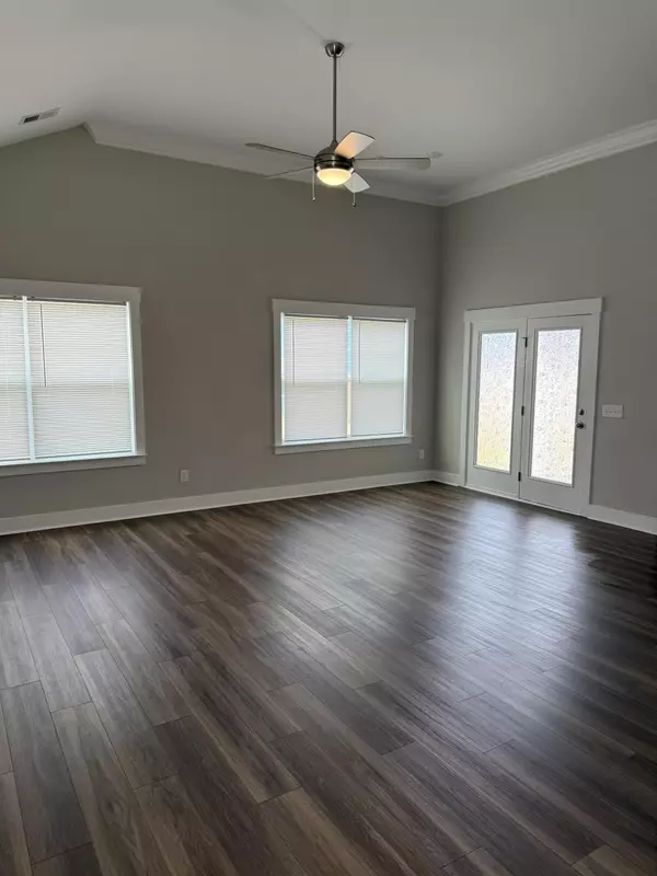 Summerville, SC 29486,152 Headwater Dr