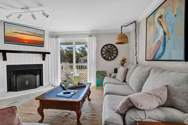 Edisto Island, SC 29438,283 Driftwood Ln