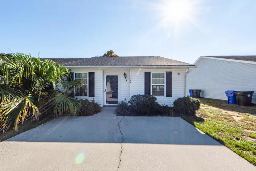 1322 Pinnacle Ln, Charleston, SC 29412