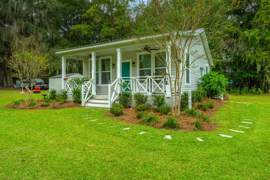 1960 Highway 174, Edisto Island, SC 29438